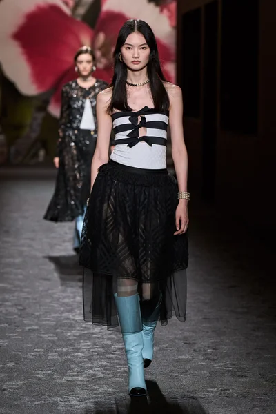 Look 59